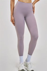 The Zenith Sports Bra Leggings 2-Piece Set