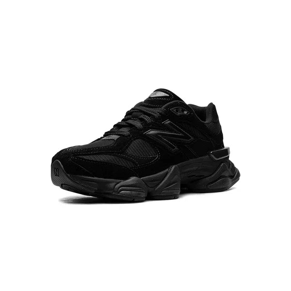 9060 Black Cat