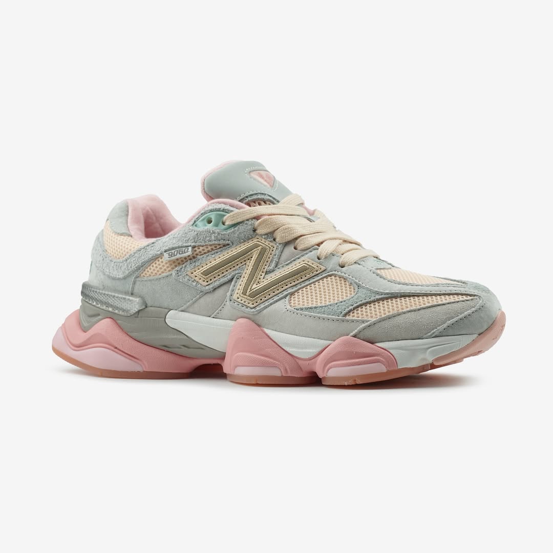 9060 | Voices - Limited Edition