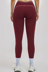 The Unbound Sports Bra Leggings 2-Piece Set
