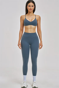 The Zenith Sports Bra Leggings 2-Piece Set