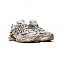 9060 | Grey Matter/Timberwolf