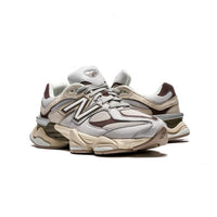 9060 | Grey Matter/Timberwolf