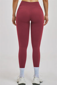 The Zenith Sports Bra Leggings 2-Piece Set