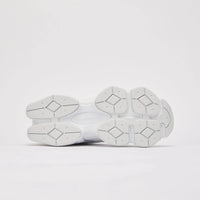 9060 | Triple White